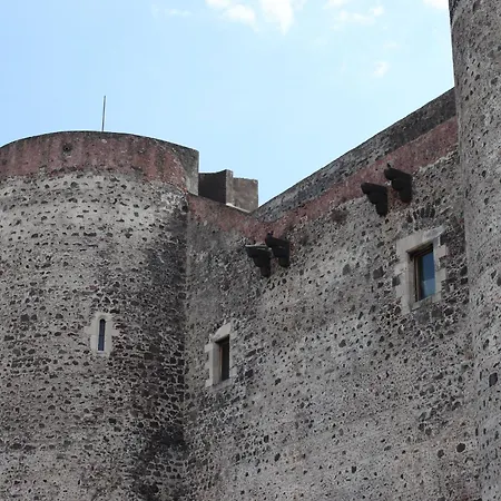 Casa Sveva, Finestra Sulla Storia