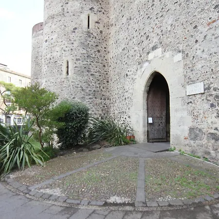 Casa Sveva, Finestra Sulla Storia *