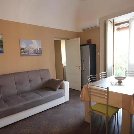 Casa Sveva, Finestra Sulla Storia Διαμέρισμα Κατάνια