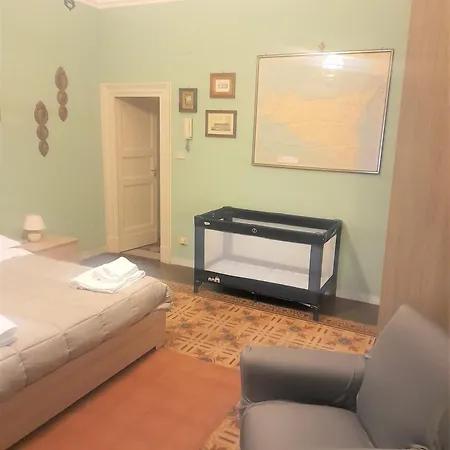 Casa Sveva, Finestra Sulla Storia Διαμέρισμα