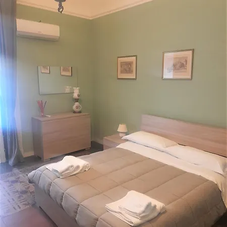 Casa Sveva, Finestra Sulla Storia Διαμέρισμα *