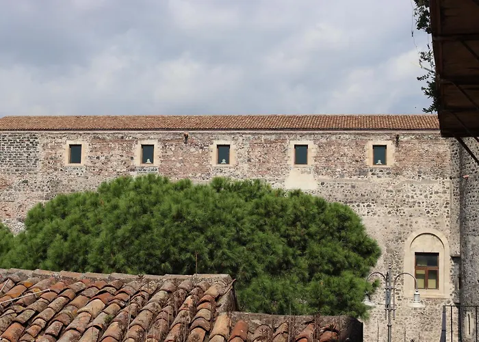 Casa Sveva, Finestra Sulla Storia Daire