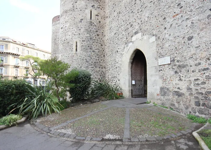 Casa Sveva, Finestra Sulla Storia *