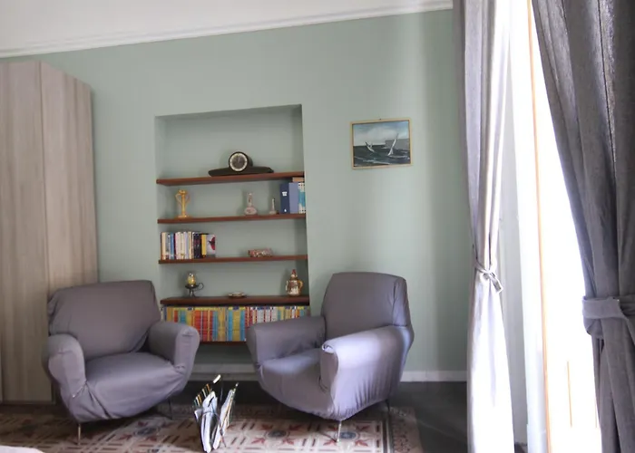 Casa Sveva, Finestra Sulla Storia Katanya