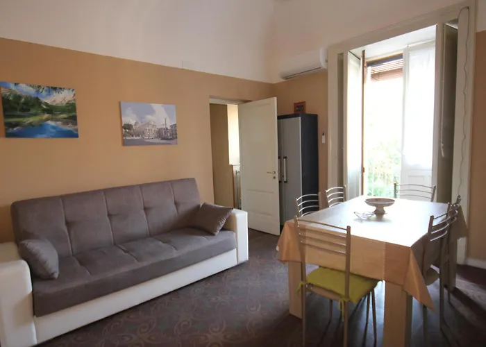 Casa Sveva, Finestra Sulla Storia Daire Katanya