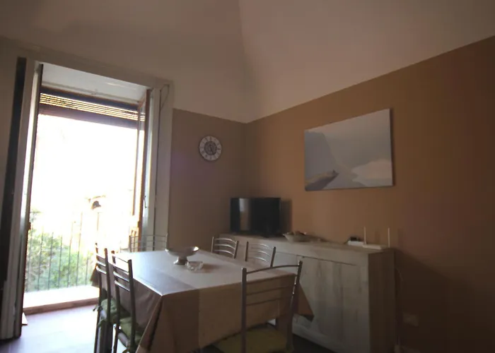 Casa Sveva, Finestra Sulla Storia