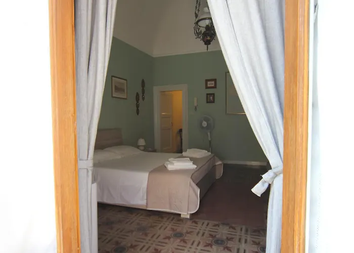 Casa Sveva, Finestra Sulla Storia Daire