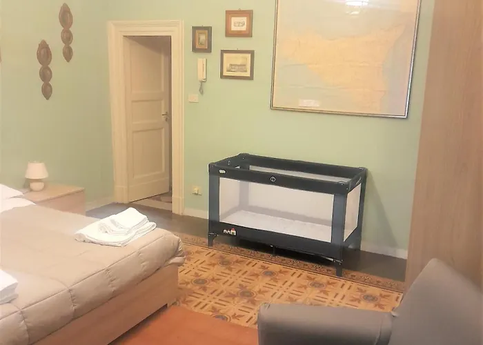 Casa Sveva, Finestra Sulla Storia Daire