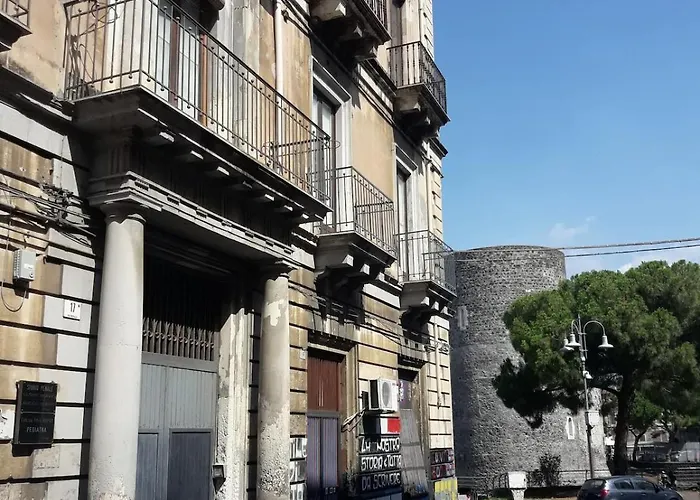 Casa Sveva, Finestra Sulla Storia *